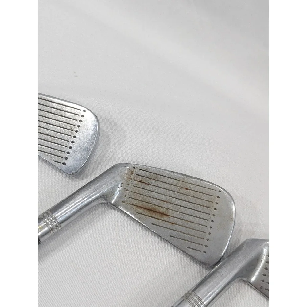 Right Handed Vintage Wilson Staff Dynapower Irons 2,‎ 4, 5, 6, 7, 8, 9,   37